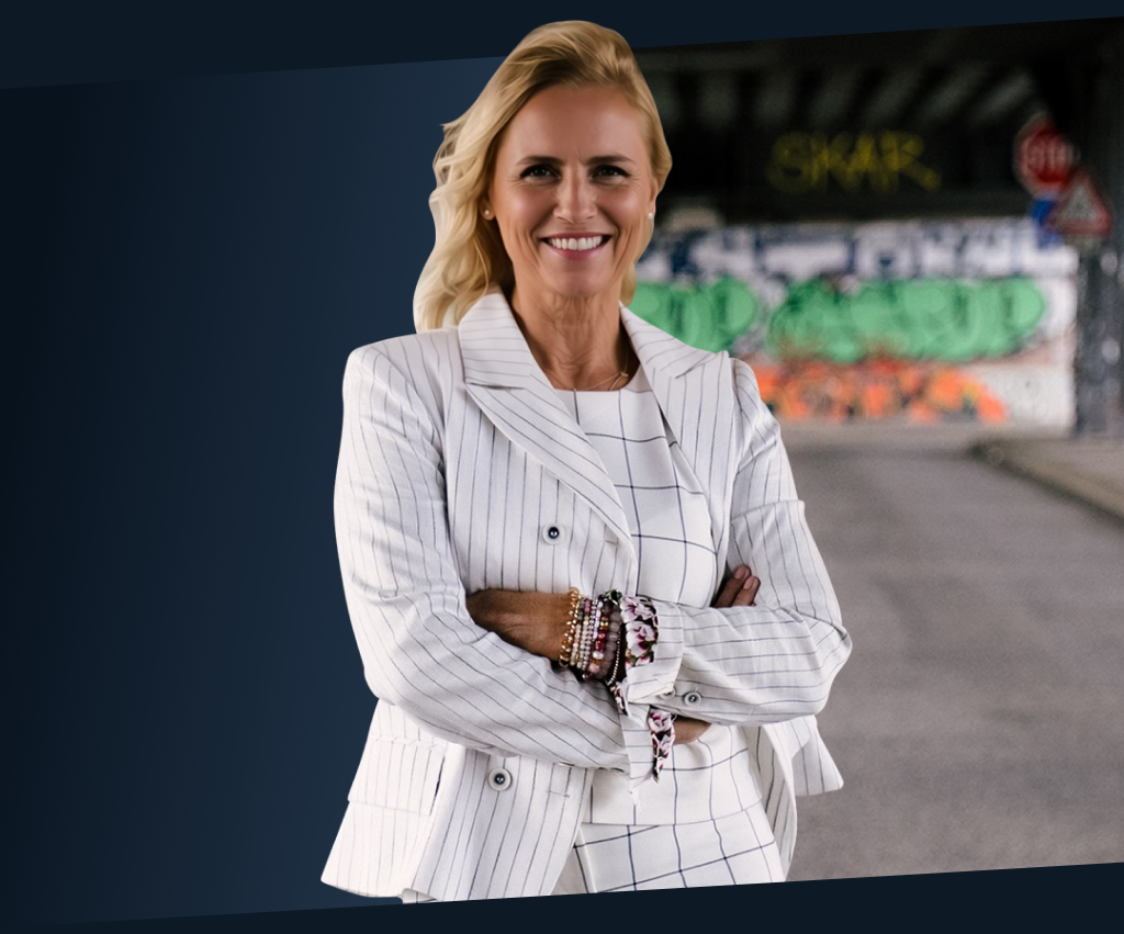 Im Coaching von Kommunikationsexpertin und TV-Journalistin Isabelle Delling lernst Du, wie Du zu einer starken Führungspersönlichkeit wirst.